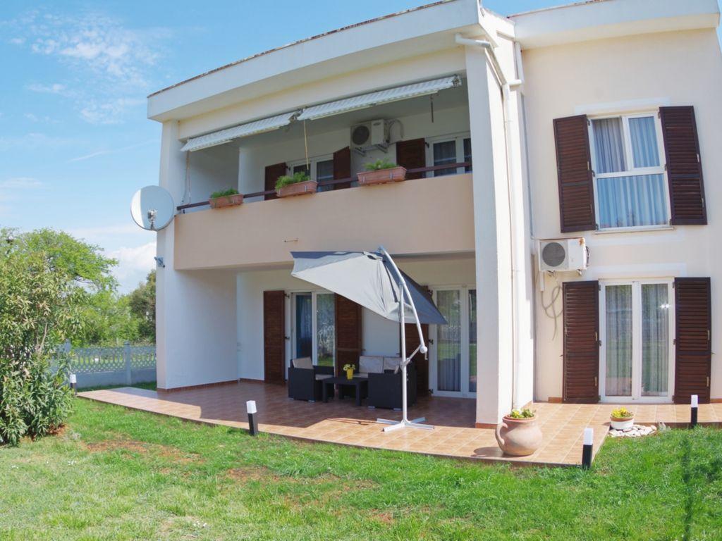 Apartments Hrga Pula Exterior foto